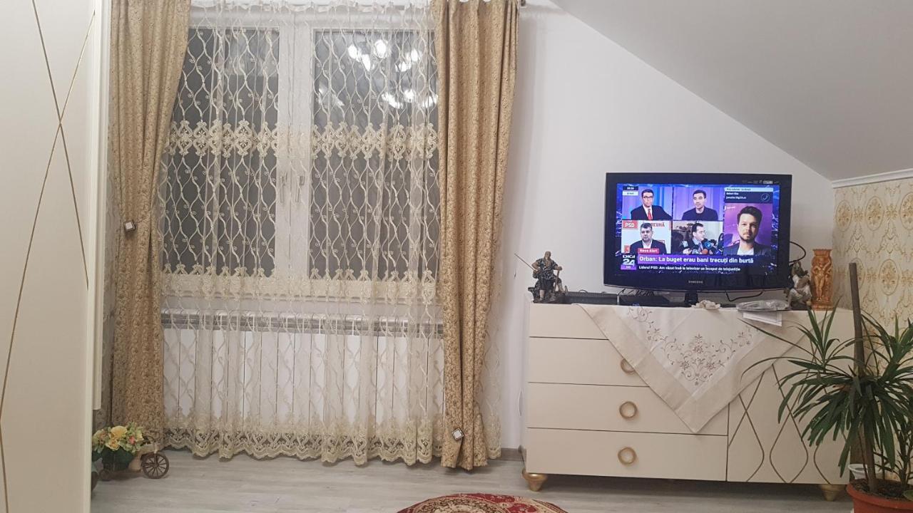 Casa Cojanu Hotel Petrosani Luaran gambar
